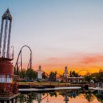 Parque Warner Ticket & Transfer from Madrid - Hollywood Boulevard sets the scene