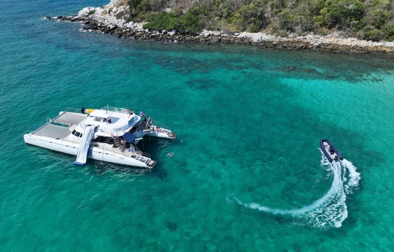 Pattaya Islands Hopping: Ko Phai Koh Rin Koh Ped by Luxury Catamaran - Ko Phai: beach time and water activities