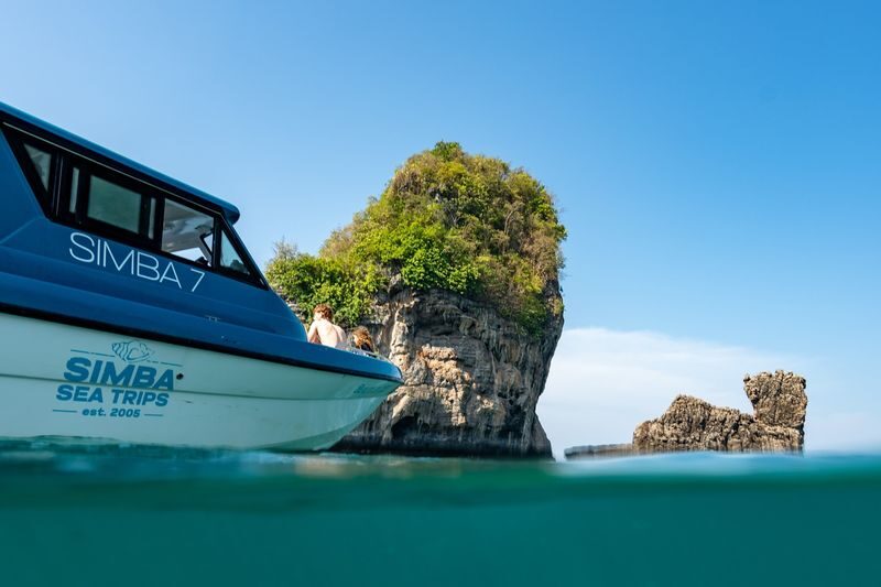 Phi Phi Sunrise Small Group Speedboat Tour by Simba Sea Trips - Maya Bay in the early light