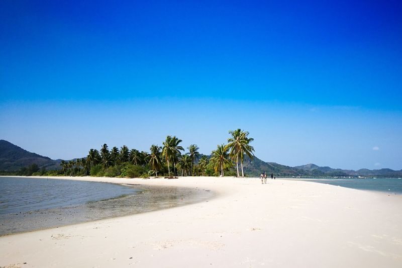 Phuket James Bond & Hong Islands One-Day Big Group Tour - Phanak Island: a first taste of the bay