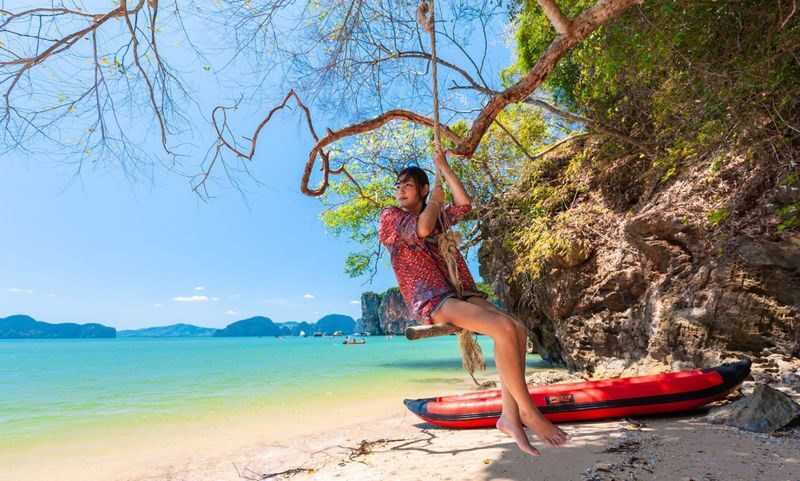 Phuket Phang Nga Bay Full-Day Guided Island Hopping - James Bond Island: an impressive stop with a crowd