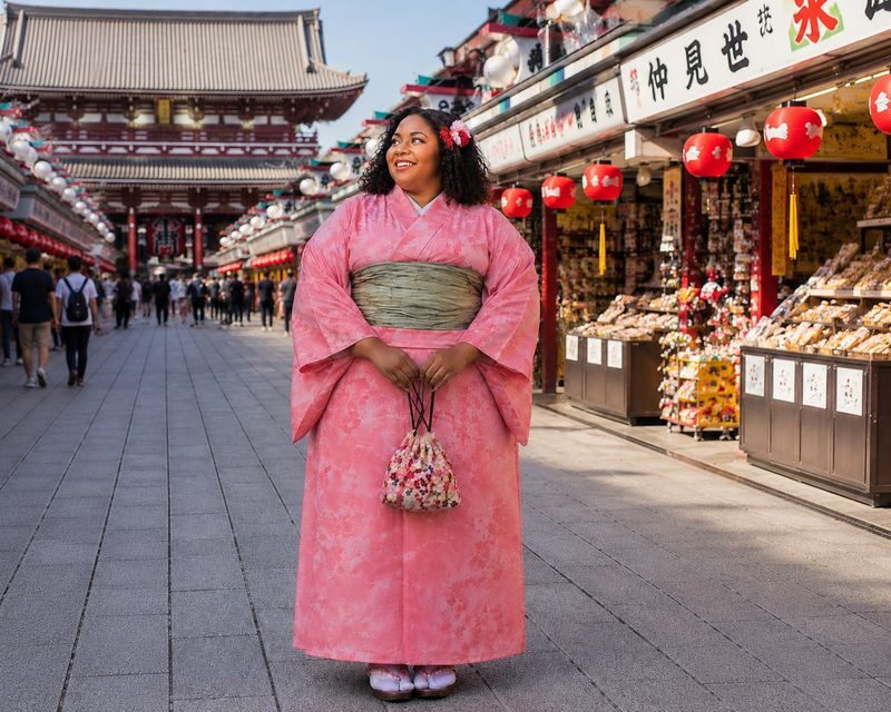 Plus Size Kimono Rental and photo shoot in Tokyo - Choosing kimono or yukata