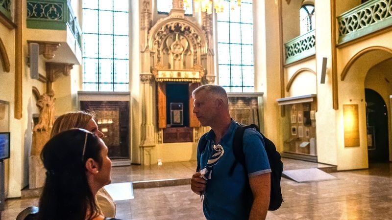 Prague Jewish Quarter Half-Day Tour with Expert Guide - Why a guide can add value here
