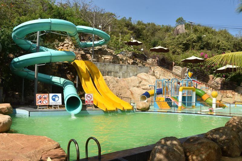 Private Check-out Tour: I-Resort, Local Dinner, & Airport Drop-off - I-Resort: choose between springs, water park and mud