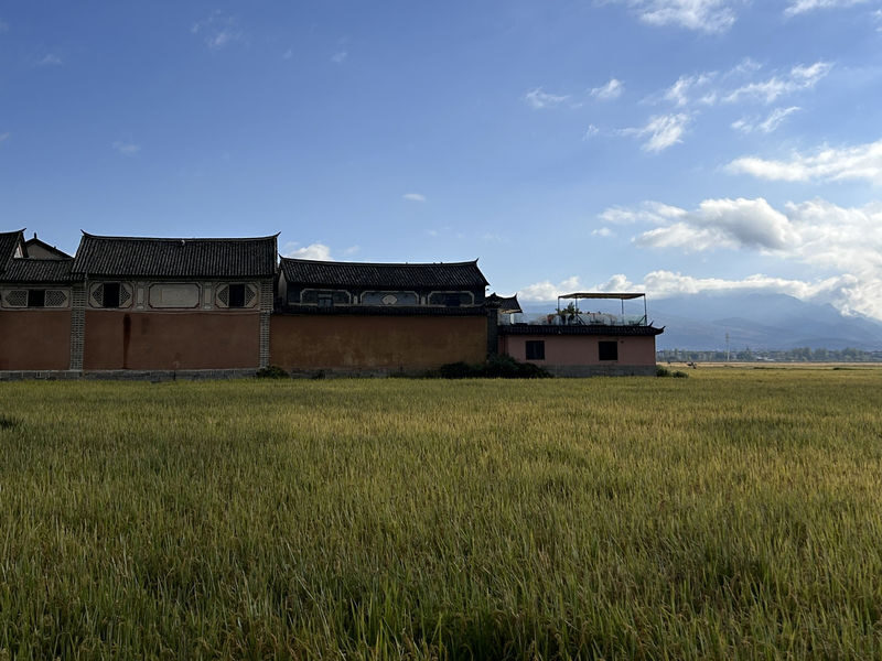 Private Group: Yunnan Dali Lijiang Lugu Lake 4-Day Tour - Day one: Xizhou, Erhai and Dali