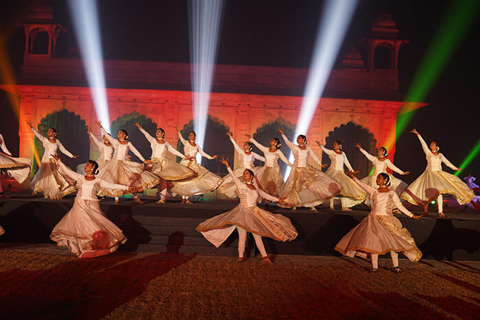 Red Fort Exhibition, Light and Sound Show Tour - The evening plan, from pickup to the final scene