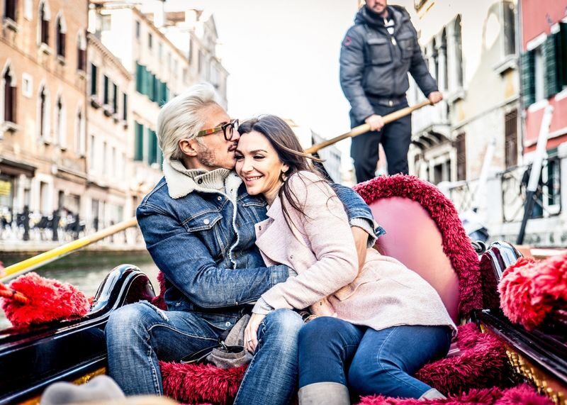 Romantic Evening Gondola Ride on the Grand Canal - From the gallery to the water
