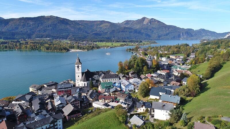 Salzburg Private Full-Day Hallstatt & St. Wolfgang Tour - Hallstatt: the famous village, on your own terms