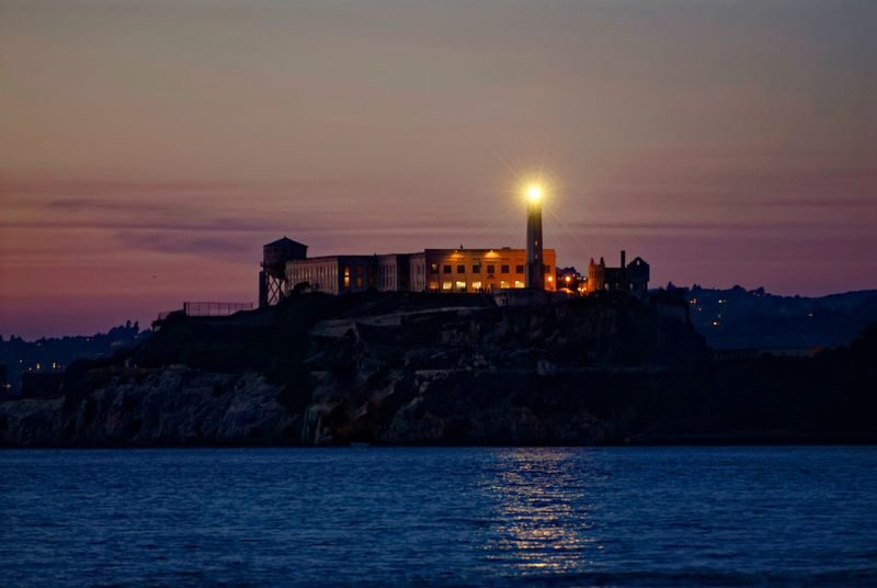 San Francisco Alcatraz Night Tour with Bay Cruise - The Bay cruise: views depend on the schedule