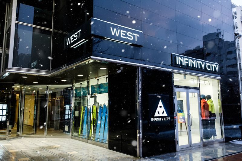 Sapporo Ski & Snowboard Rental | Snowboard, Ski, Arcteryx Ski Wear | Susukino INFINITY CITY - Try on Arcteryx before you leave the shop