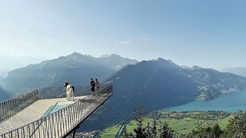 Scenic Interlaken Day Tour by Bus - Seven hours to shape around your interests