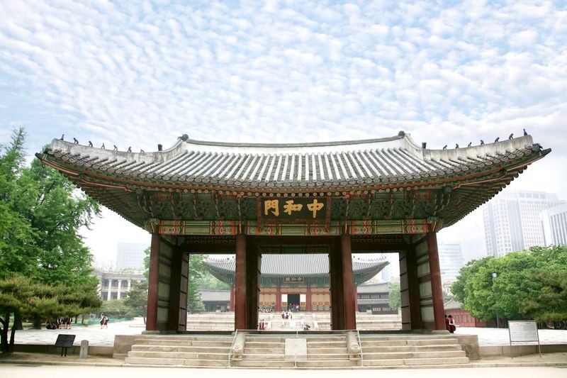 Seoul Deoksugung Palace Half-Day Architecture Tour - Reading the palace through its buildings