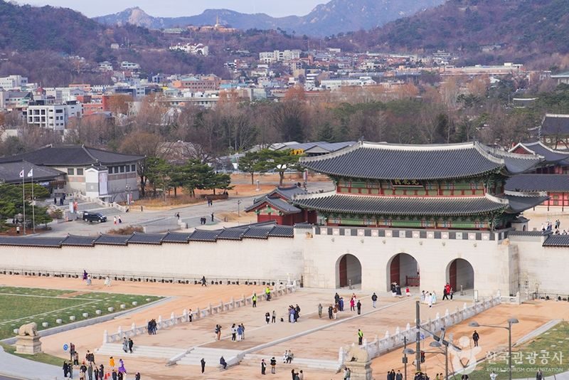 Seoul Gyeongbok Palace Half-Day Small Group Tour - Keep an eye out for the guard ceremony