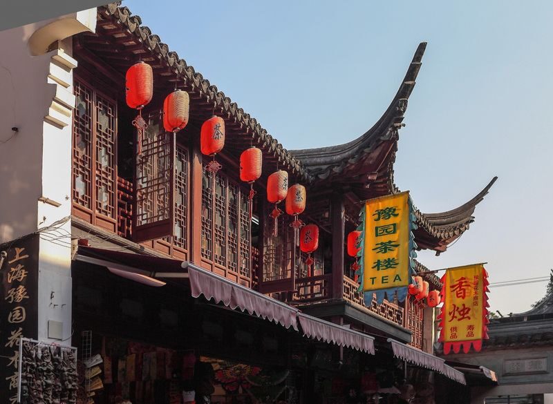 Shanghai Old Street & Tianzifang Half-Day Bike Tour - Starting in the Former French Concession