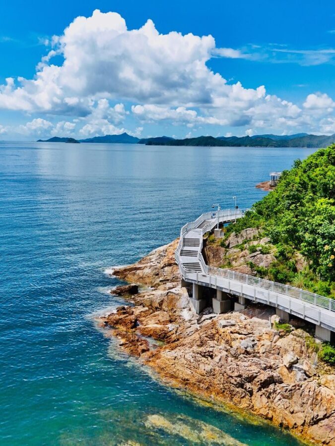 Shenzhen Coastal Boardwalk and Window of the World One-Day Tour - Dameisha, the boardwalk and the greenway