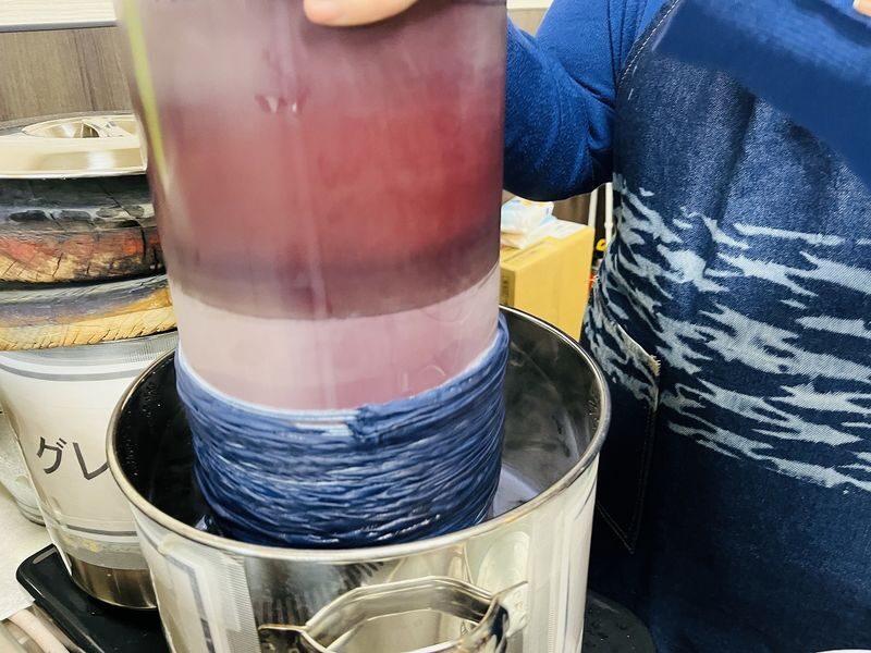 Shibori Class in KYOTO SHIBORI MUSEUM - The dyeing is short, but the reveal is the reward