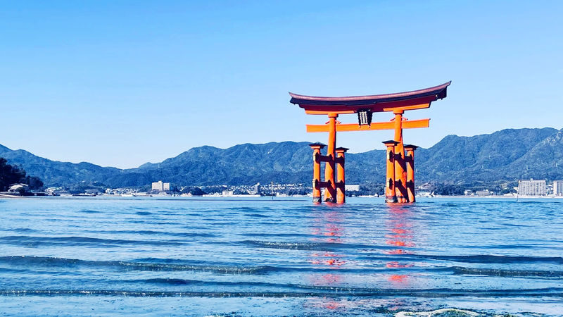 Shiga Lake Biwa Day Trip | Lake Biwa Observation Deck / Kyoto Sanzen-in Temple & Shirahige Shrine & La Collina Omihachiman - Biwako Terrace gives you three hours above the water