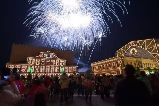 Shima Spain Village PARQUE ESPANA Admission in Mie - Start with a stroll, then choose your pace