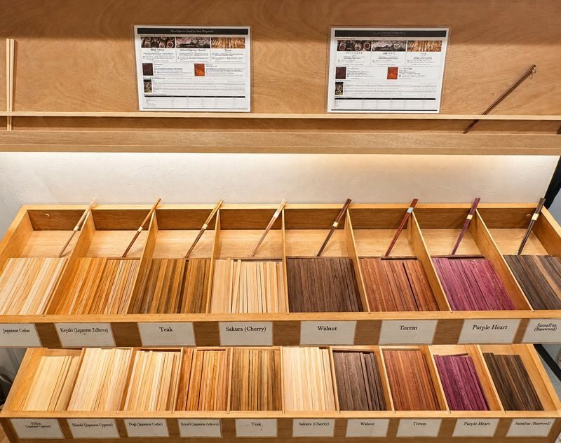 Shinjuku Chopstick Making Workshop (Tokyo) - Shape the chopsticks with a hand plane