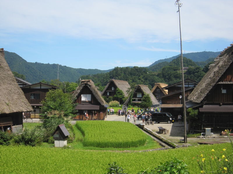 Shirakawa-go & Gokayama or Hida Takayama Bus Tour (From Kanazawa) - A short stop at Road Station Shirakawa-go