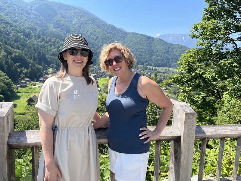 Shirakawago & Takayama Full Day Tour from Kanazawa - Lunch is brief, so decide what you want to eat