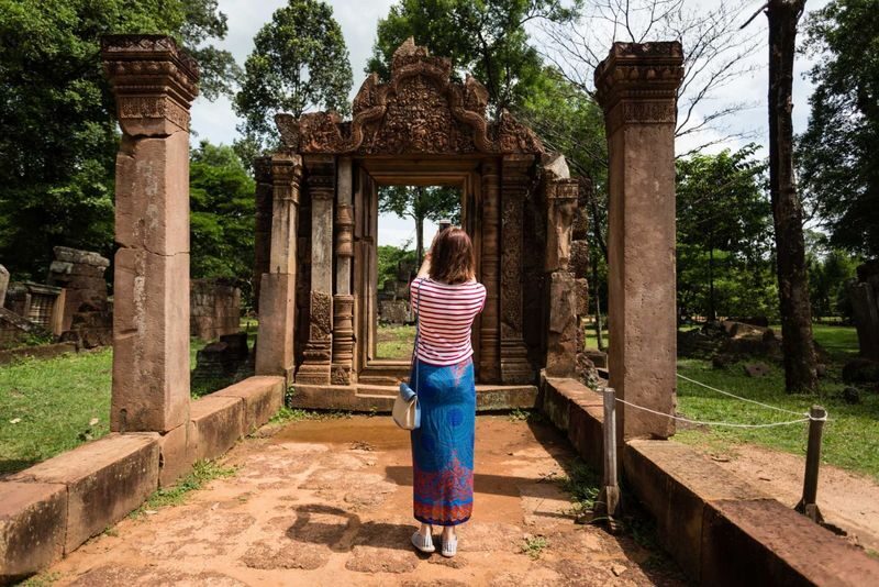 Siem Reap Banteay Srei Half-Day Private Tour - The morning schedule, from pickup to temple