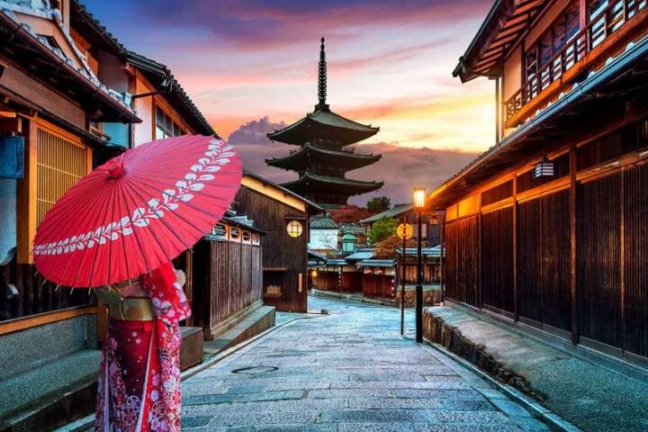Simply Japan 14-Day Tour by Explore! - Kanazawa’s samurai streets and garden paths