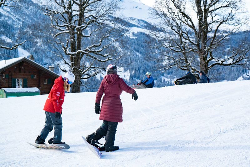 Snowboarding Lessons for Beginners in Grindelwald - Learning on Bodmi Arena’s gentle slope