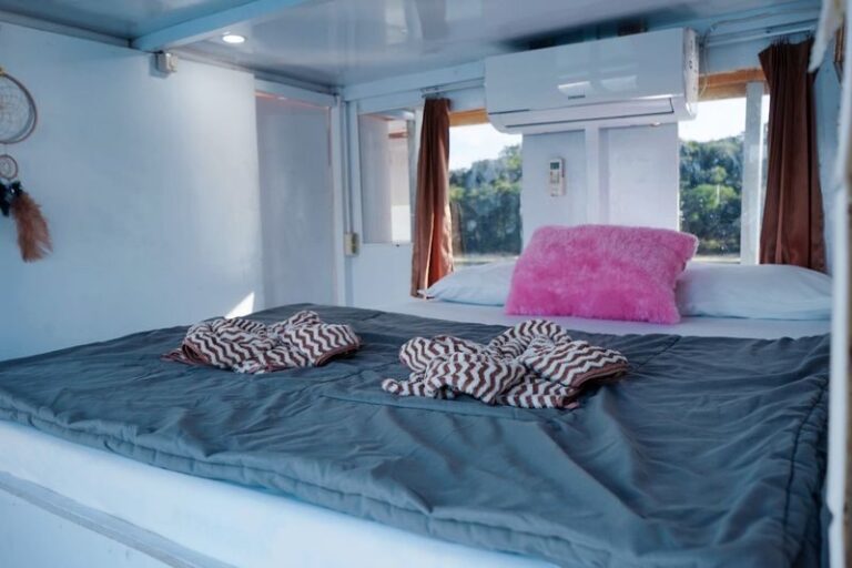 Standard Phinisi: 3D2N Phinisi Sailing Liveaboard from Labuan Bajo - Boat comfort is the biggest question mark