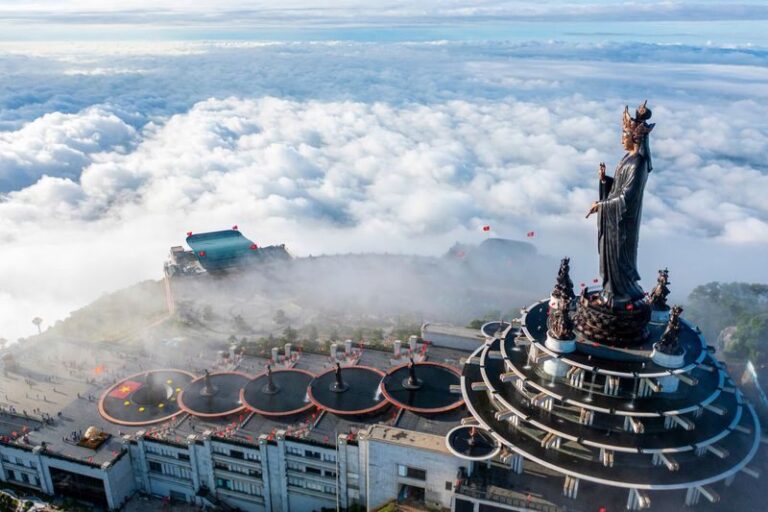 Sun World Ba Den Mountain Cable Car Ticket in Tay Ninh - Van Son Peak: summit statues and wide views