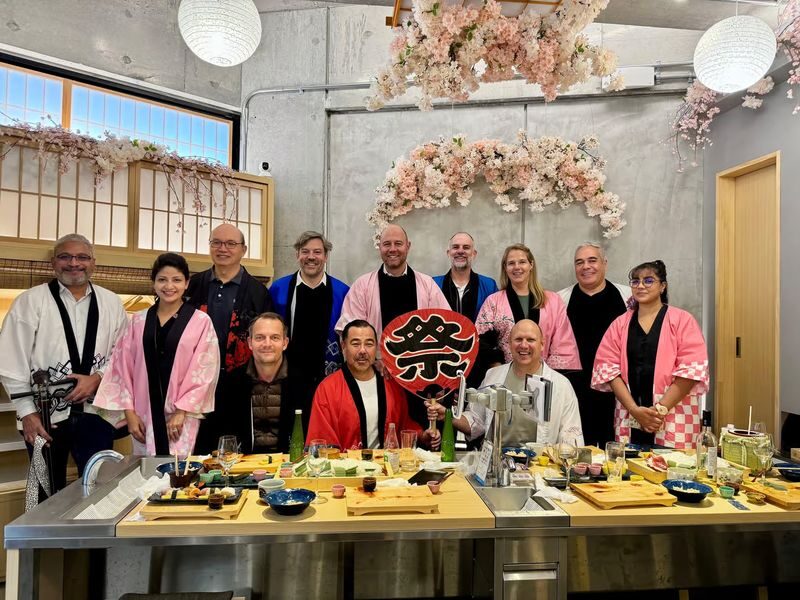 Sushi Making Class with Kimono near Tokyo Tower in Tokyo - A happi coat, not a kimono