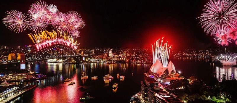 Sydney New Years Eve Fireworks Cruise on Fantasea Escapade - The fireworks time is the most important detail