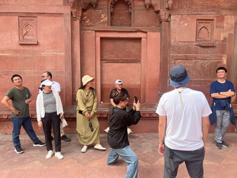 Taj Mahal & Agra Day Tour from Delhi with Multiple Options - Agra Fort gives the Taj a wider story