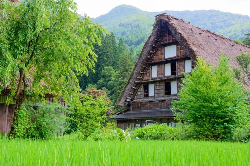 Takayama & Shirakawa-go One Day Tour from Takayama - Takayama’s wooden streets and Miyagawa Market