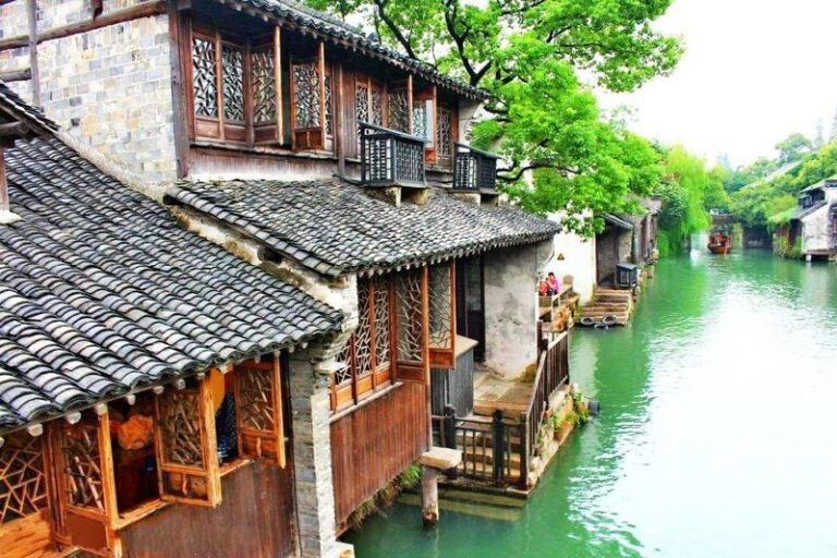 Taste Jiangnan: Hangzhou + Wuzhen 2-Day Tour - Day 1: the road to Wuzhen and a long afternoon in Xizha