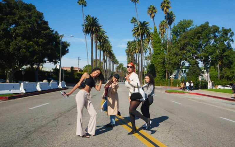 The Best of Los Angeles Half-Day Sightseeing Tour - Beverly Hills Sign and a taste of Rodeo Drive
