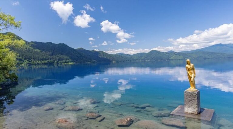 Tohoku, Japan | Akita Private Car Tour: Akita City & Lake Tazawa/Kashima/Kakunodate/Dakigaeri Gorge | Customizable Itinerary - Choosing between Kakunodate, Lake Tazawa, and the gorge