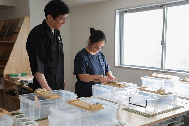 Tokyo: Japanese Knife Sharpening Experience - Learn what a sharp edge feels like