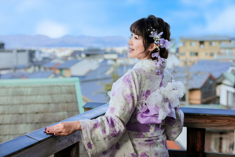 Tokyo Kimono, Furisode, and Yukata Rental Experience | Exquisite Hairstyling & Japanese Makeup & Photo Shoot (Ookini Asakusa Kaminarimon) - Choosing a kimono without getting lost in the racks