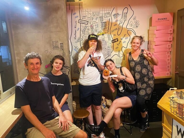 Tokyo: Night Electric Bike Tour with Tokyo Tower and Dolphin Show - Maxell Aqua Park Shinagawa: a lively first stop