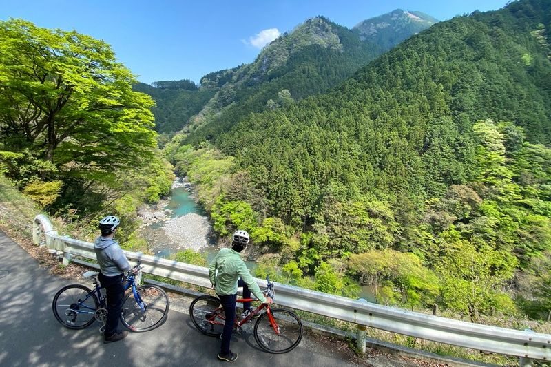 Tokyo Okutama Mountain Half-Day Cycling Adventure with Wasabi Tasting - Getting comfortable on a 20-kilometer e-bike ride