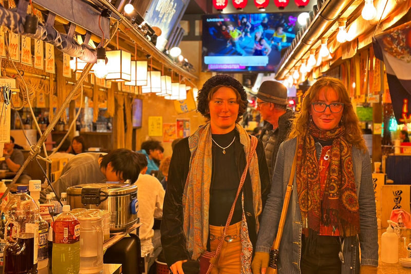 Tokyo: Shibuya Food Tour: 13 Dishes at 3 Eateries - What a guide can add to dinner