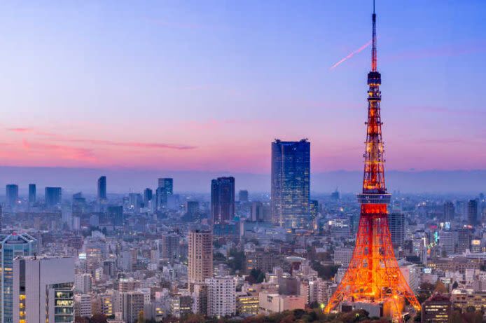 Tokyo Yakatabune Cruise: Sukiyaki Cuisine, Show Performance, and Tokyo Tower Sightseeing Plan - Boarding at Etchujima Pier