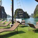 Tonkin Day Cruise: Ha Long Bay with Sung Sot & Ti Top - Lunch aboard the boat