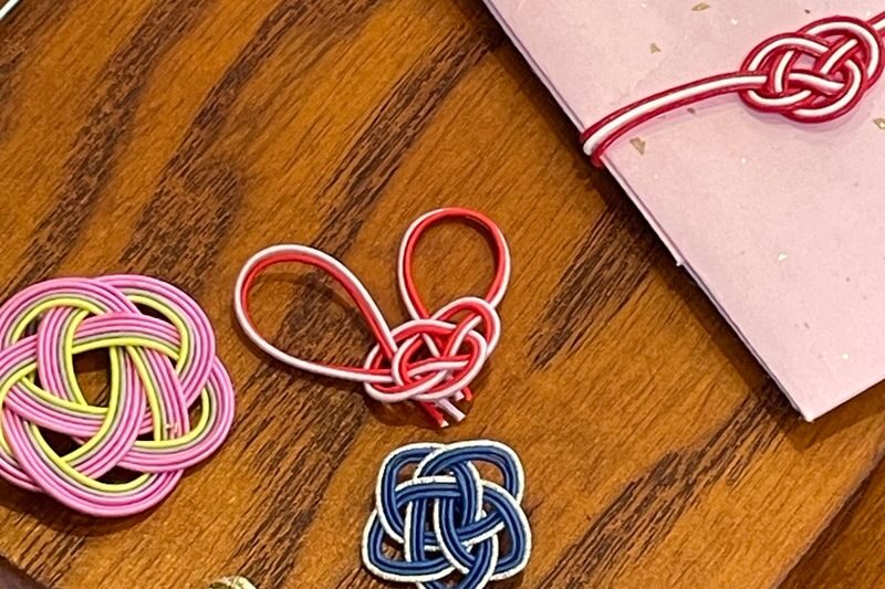 Traditional Japanese Crafts Making Experience in Tokyo - Choosing between knots, stencils, and fabric