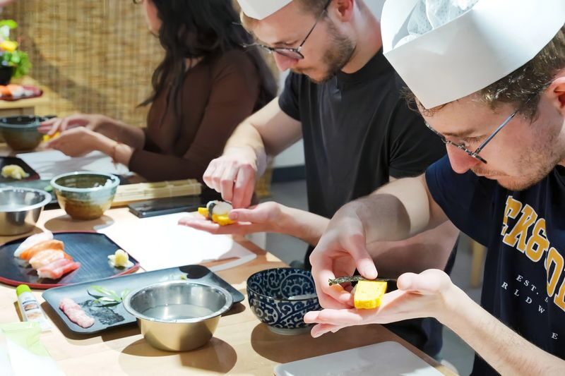 Tsukiji Fish Market Guided Tour & Sushi Making with Pro Chef - Making sushi with a professional