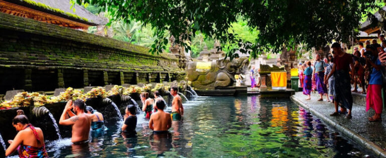 Ubud eBike (Electric Bike) Cycling Tour - Coffee, family compounds and the stops in between