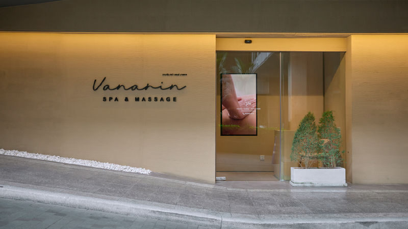Vanarin Spa at Phloen Chit in Bangkok (Endota Spa Partner) - From welcome drink to treatment room