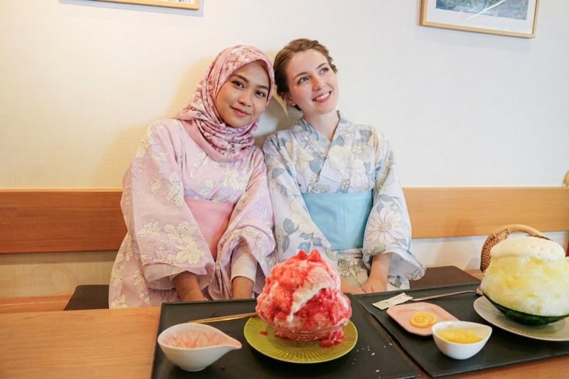 VASARA Kimono and Yukata Rental in Kamakura - Choose your outfit, then let the stylists do the work