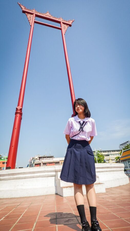 Wat Bowonniwetwiharn Ratchaworawiharn & Giant Swing & Sriphan Half-day Old Town & Interactive Tour - The uniform is more than a costume